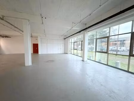 location local d’activités bezons 95870 436m² à 2436m²