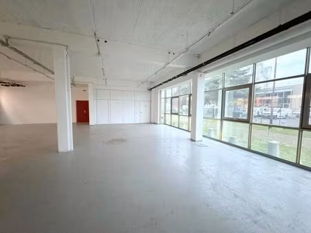 location local d’activités bezons 95870 436m²
