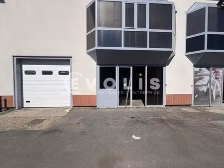 location local d'activités 245 m² à 490 m²