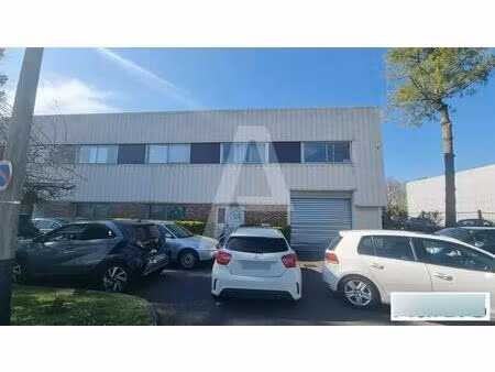 location local d’activités les ulis 91940 880m²