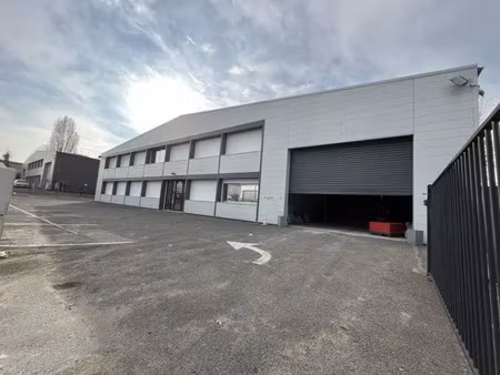 location local d’activités morangis 91420 2350m²