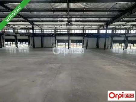 location local d’activités pierrelatte 26700 1472m²