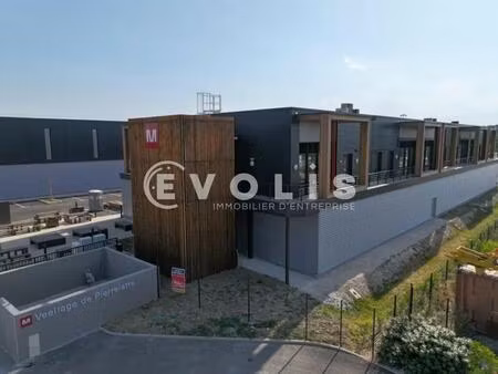 location local d’activités pierrelatte 26700 2022m²