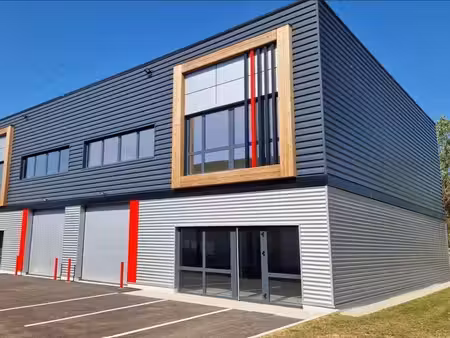 location local d’activités saint-quentin-fallavier 38070 274m² à 1466m²