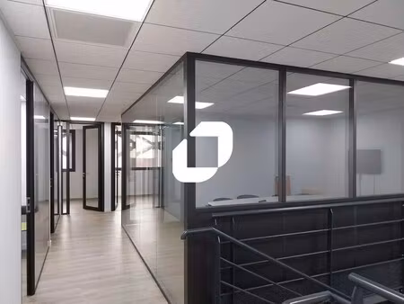 location entrepôt 1 622 m²