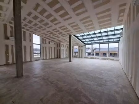 location bureaux 180 m²