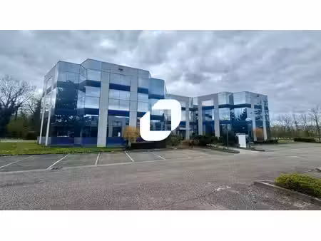 location bureaux 3125m²
