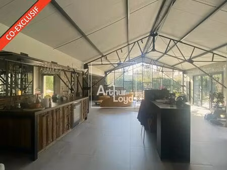 location bureaux 530 m²