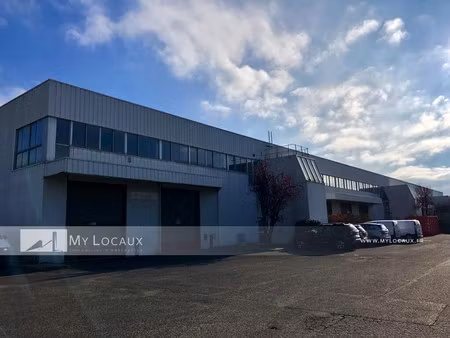location entrepôt 1 453 m²