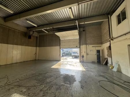 location entrepôt argenteuil 95100 613m²
