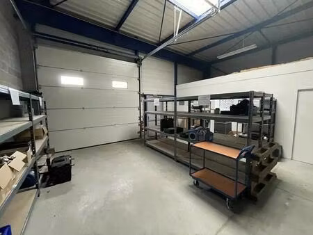 location entrepôt casson 44390 152m²