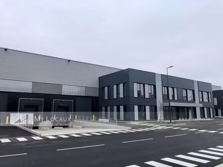 location entrepôt 2 527 m²