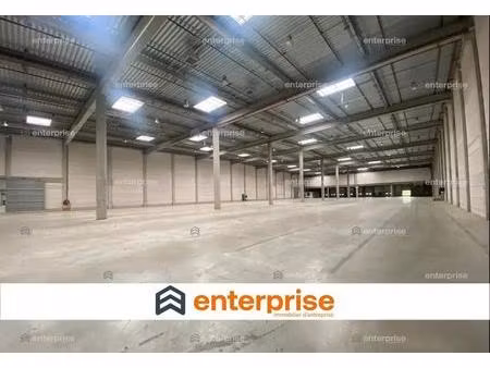 location entrepôt longueil sainte marie 60126 6072m²