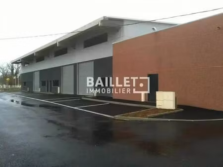 location entrepôt montauroux 83440 224m²