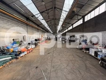 location entrepôt 560 m²