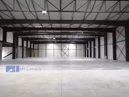 location local d'activités 785 m²