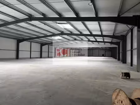 location local d’activités générac 30510 2000m²