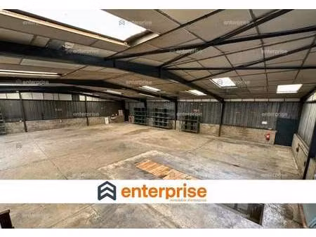 location local d'activités 380 m²