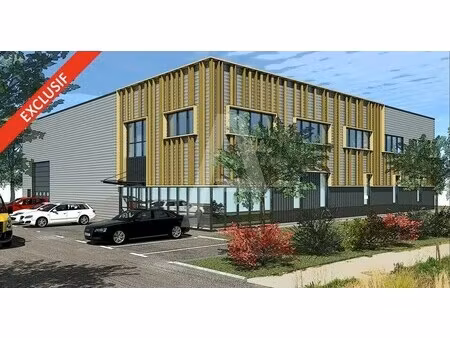 location local d'activités 1 400 m²