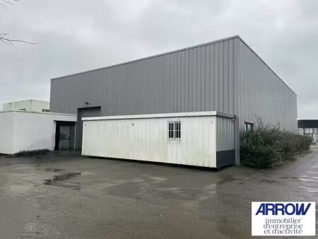 location local d’activités pont saint martin 44860 400m²