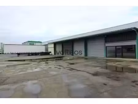 location entrepôt 1050m²