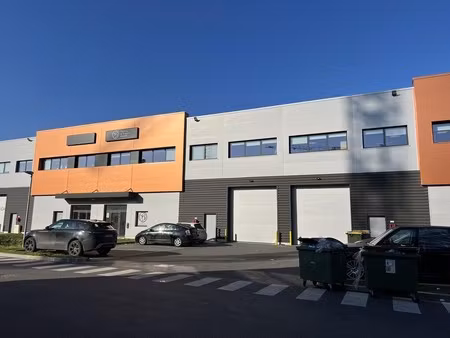 location local d’activités romainville 93230 1178m²