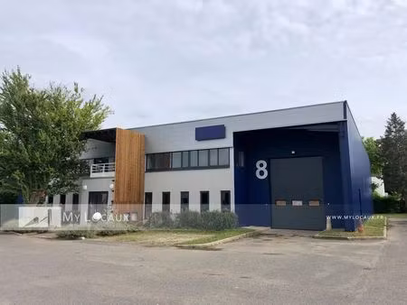 location local d'activités 524 m²