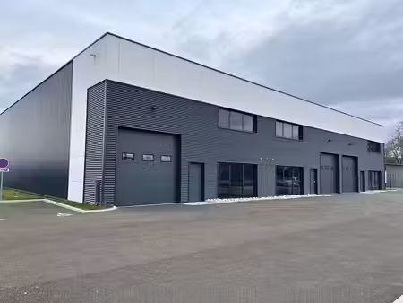 location local d’activités 391m²