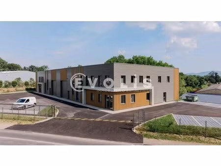 location local d'activités 75 m² à 515 m²