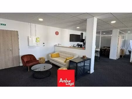 location bureaux 114 m²