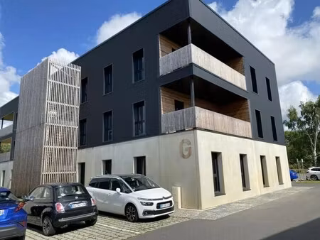 location bureaux 73 m²