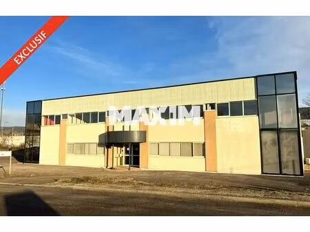 location bureaux 69 m² à 832 m²