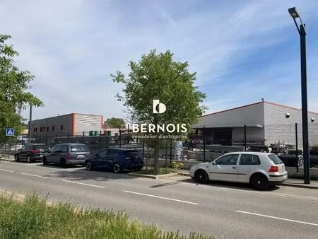 location entrepôt 5 295 m²