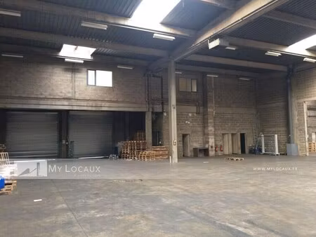 location entrepôt 1 340 m²