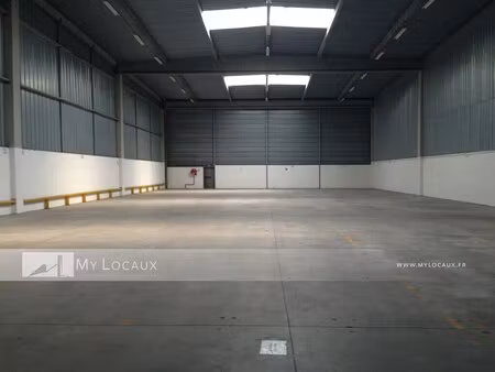 location entrepôt 1 159 m²