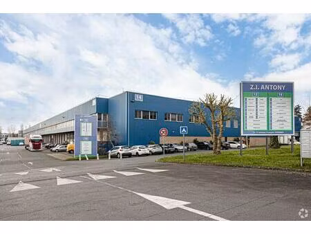 location local d'activités 153 m² à 3 462 m²