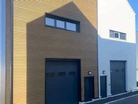 location local d’activités bagnolet 93170 130m² à 3942m²