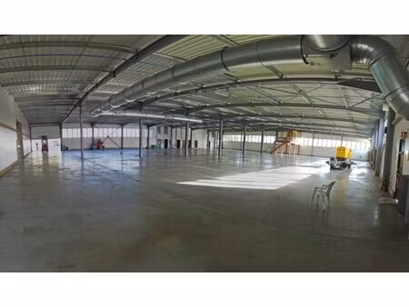 location local d’activités cadaujac 33140 360m² à 2830m²
