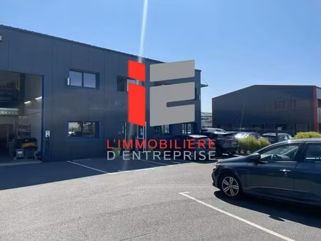 location bureaux 590 m²