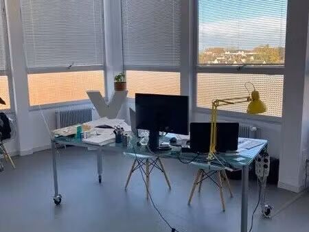 location bureaux 8 m² à 1 846 m²