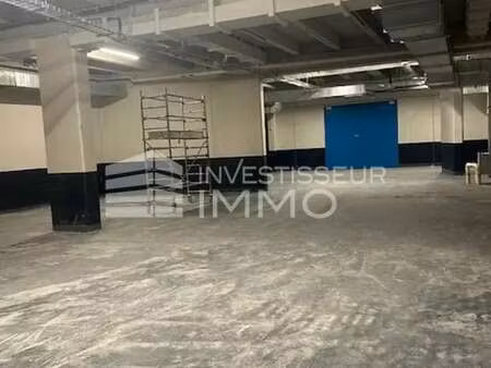 location local d'activités 1 325 m²