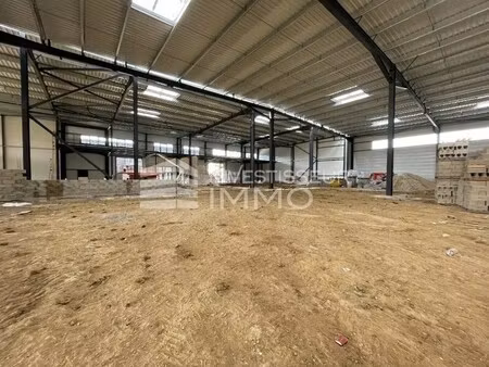 location local d’activités la queue en brie 94510 1816m²