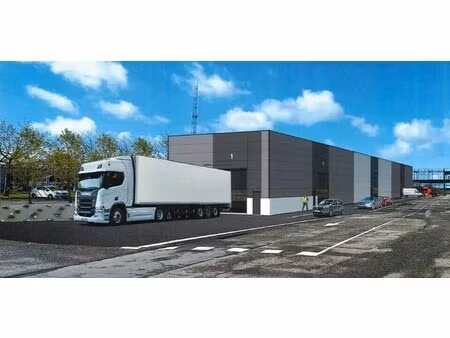 location local d'activités 320 m² à 960 m²