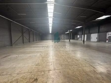 location local d’activités louvres 95380 2280m²