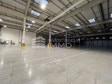 location local d’activités montelimar 26200 7437m²