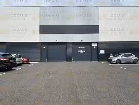 location local d’activités 500m²
