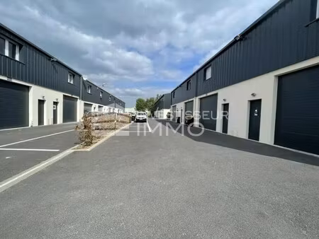 location local d’activités ozoir-la-ferrière 77330 70m² à 220m²