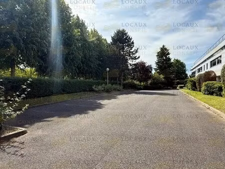 location local d’activités tremblay-en-france 93290 3384m²
