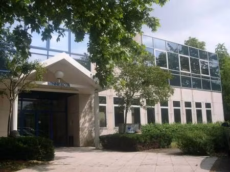 location bureaux 183 m² à 1 714 m²