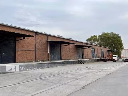 location entrepôt 547 m²
